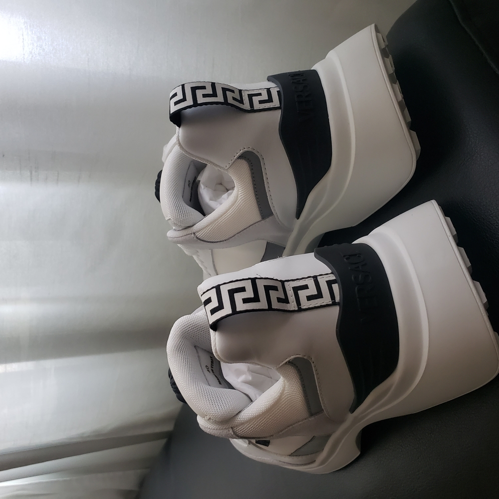 Versace Men White and Gray Sneakers - Picture 3 of 8